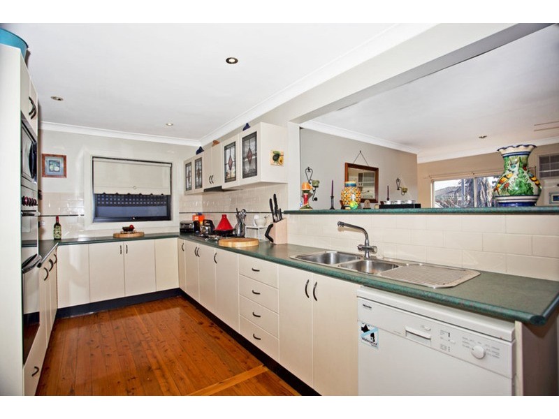 16 Dernancourt Parade, Milperra NSW 2214