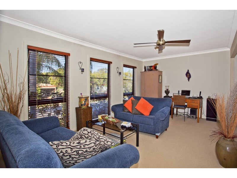 16 Dernancourt Parade, Milperra NSW 2214