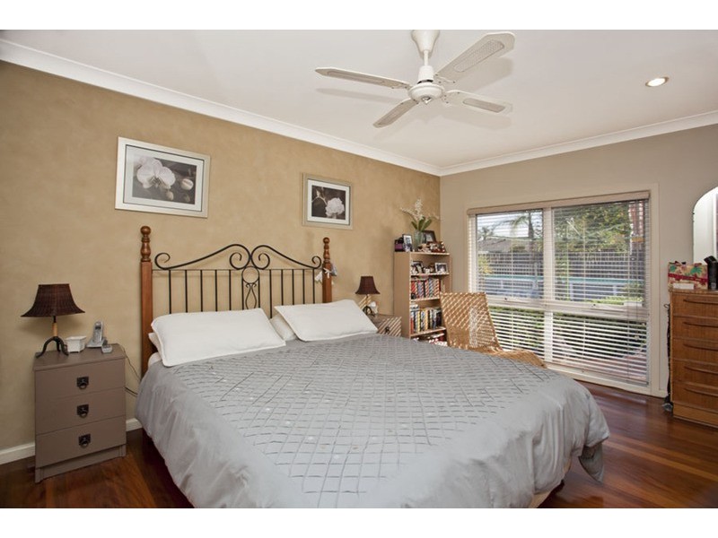 16 Dernancourt Parade, Milperra NSW 2214