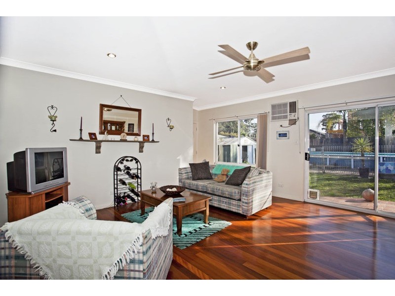 16 Dernancourt Parade, Milperra NSW 2214