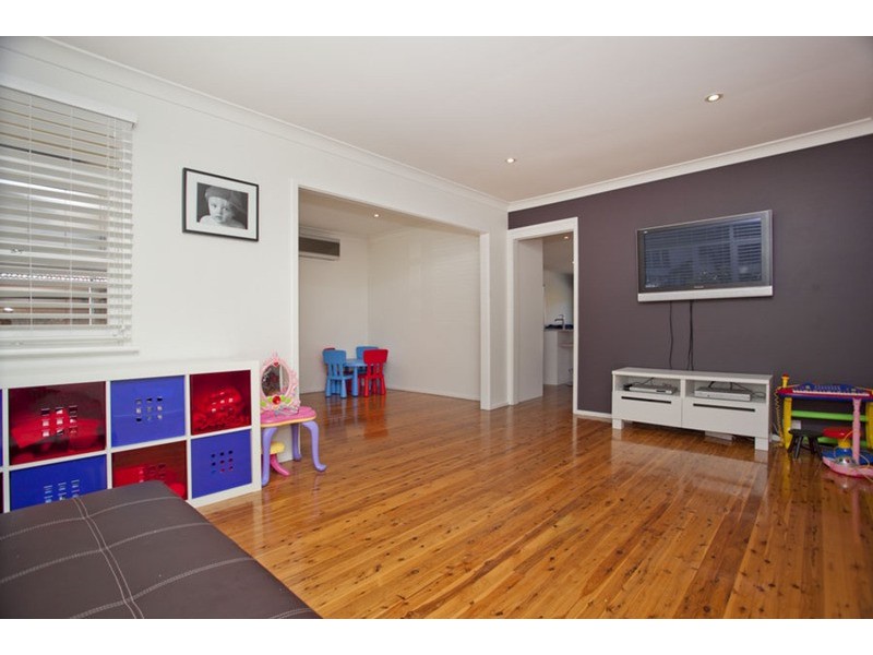 12 Raleigh Road, Milperra NSW 2214