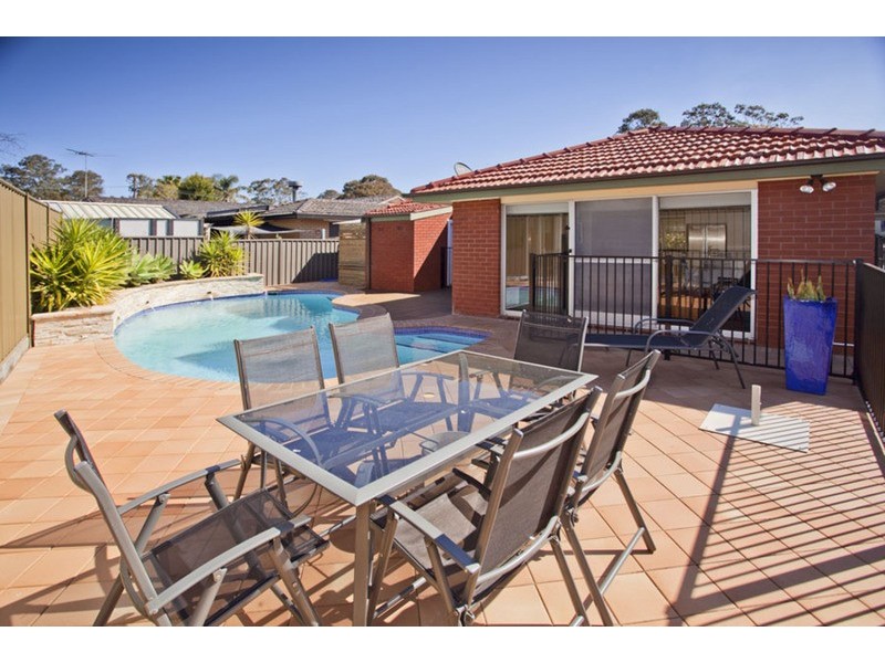 12 Raleigh Road, Milperra NSW 2214