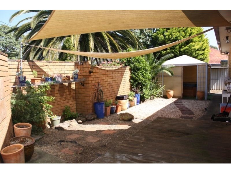 2/58 Forrest Road, East Hills NSW 2213