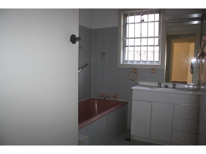 28 Sherwood Street, Revesby NSW 2212