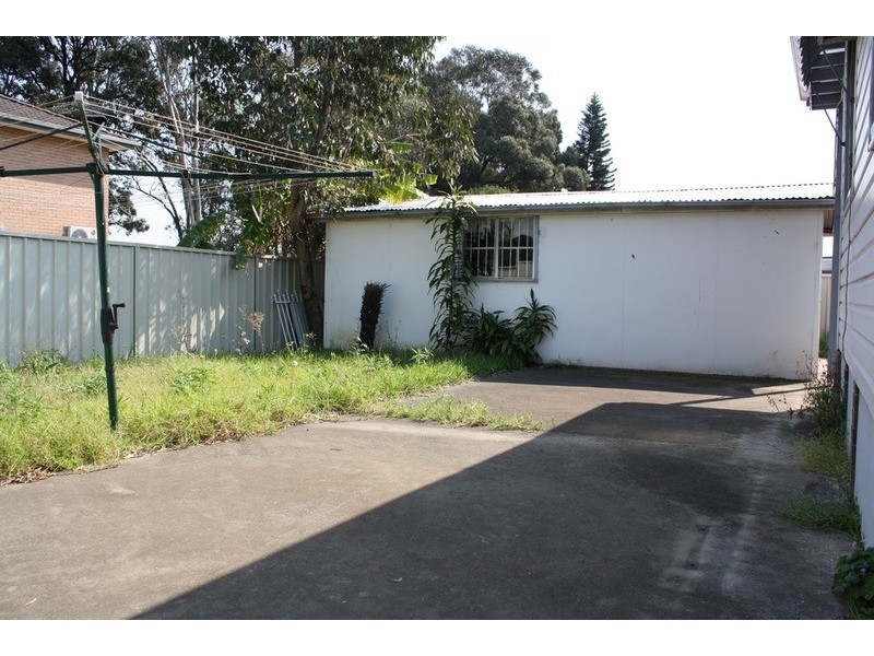 28 Sherwood Street, Revesby NSW 2212