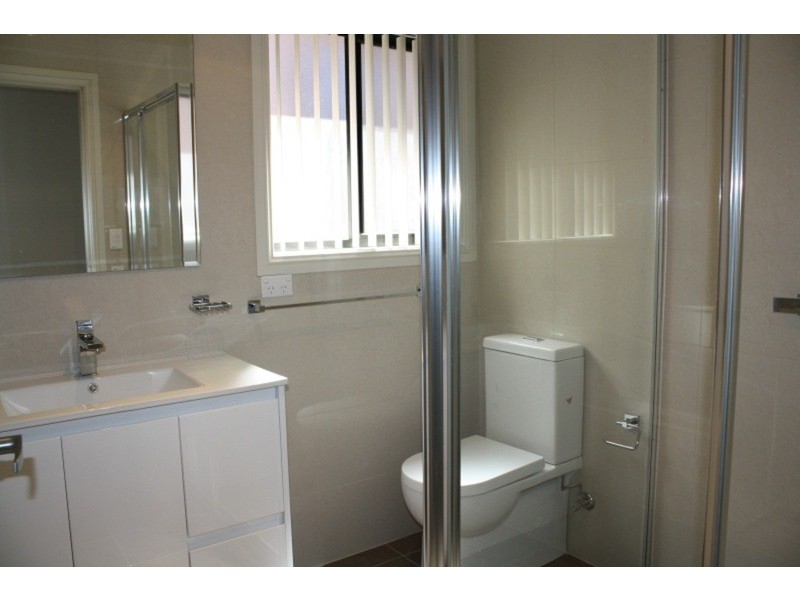 1C Drysdale Avenue, Picnic Point NSW 2213