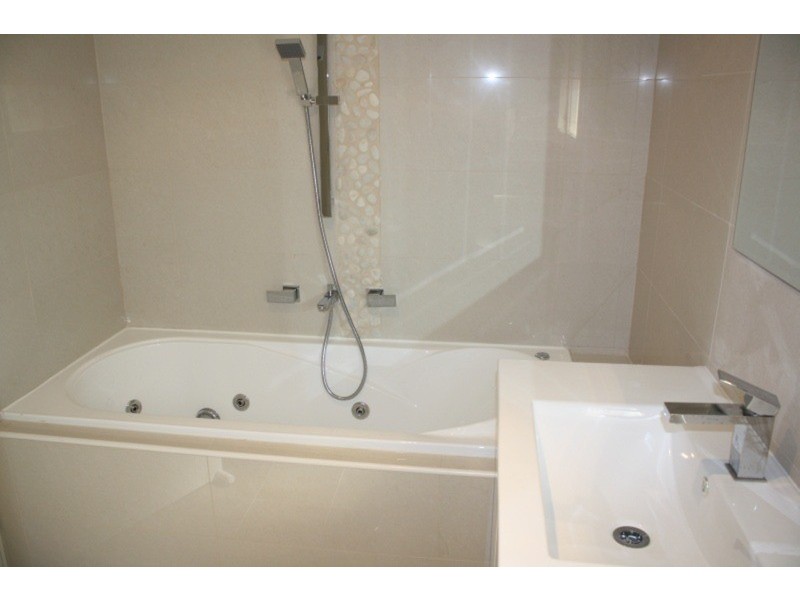 1C Drysdale Avenue, Picnic Point NSW 2213