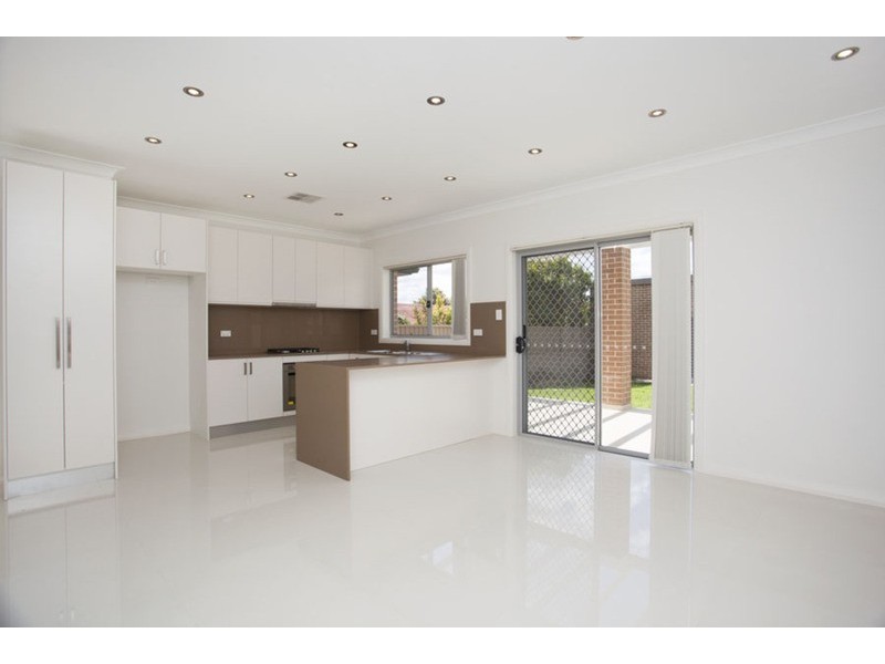 196 Gibson Avenue, Padstow NSW 2211