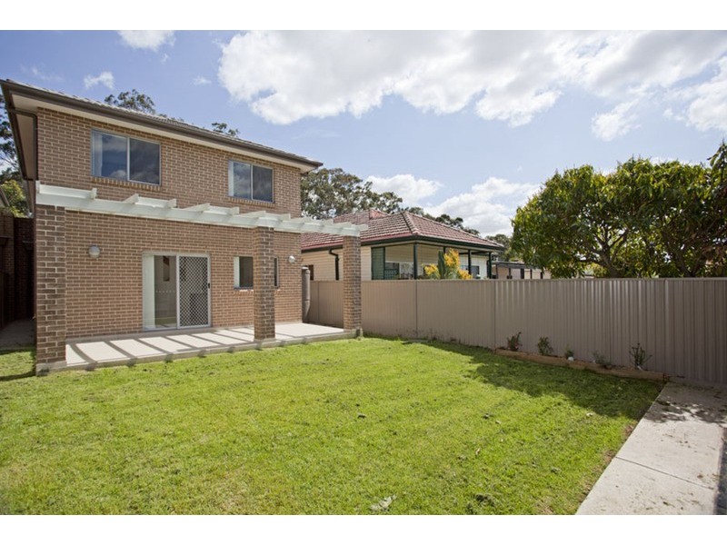 196 Gibson Avenue, Padstow NSW 2211