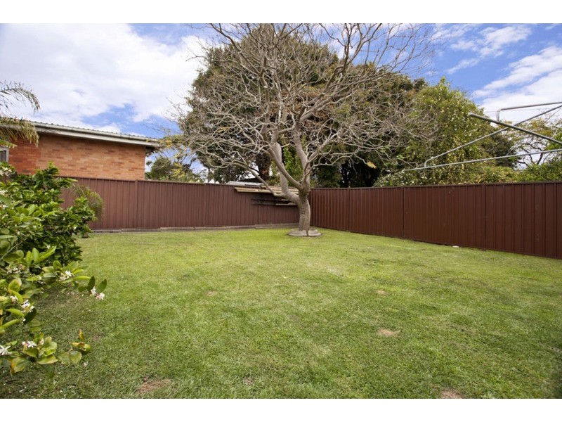 5 Lorraine Avenue, Padstow Heights NSW 2211