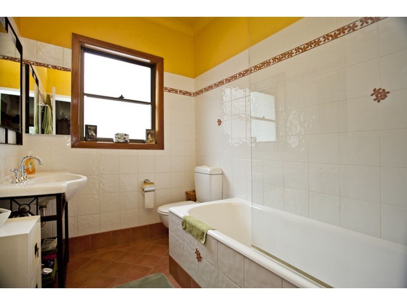 5 Lorraine Avenue, Padstow Heights NSW 2211