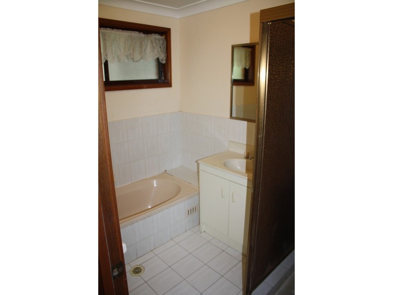 2A Victor Avenue, Panania NSW 2213