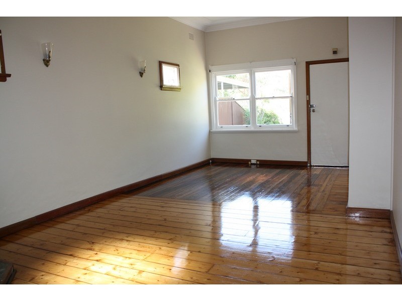 23 Urunga Parade, Punchbowl NSW 2196