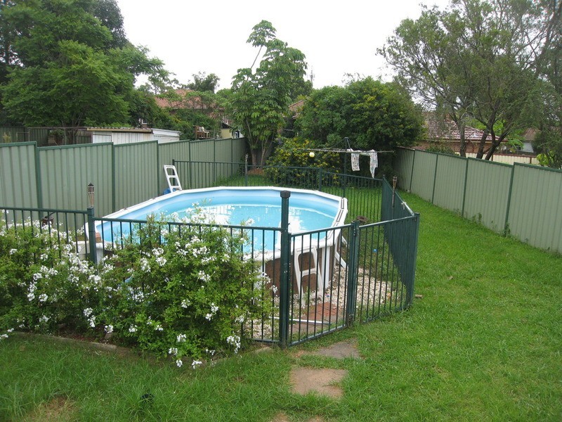 8 Hinemoa Street, Panania NSW 2213