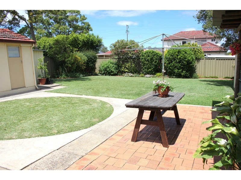 18 Ellesmere Street, Panania NSW 2213