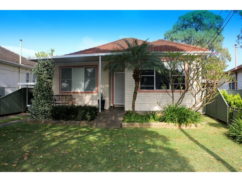 54 Eastern Avenue, Panania NSW 2213