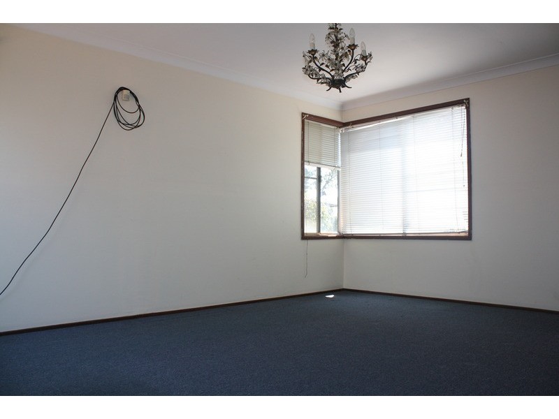 21 Ingram Avenue, Milperra NSW 2214