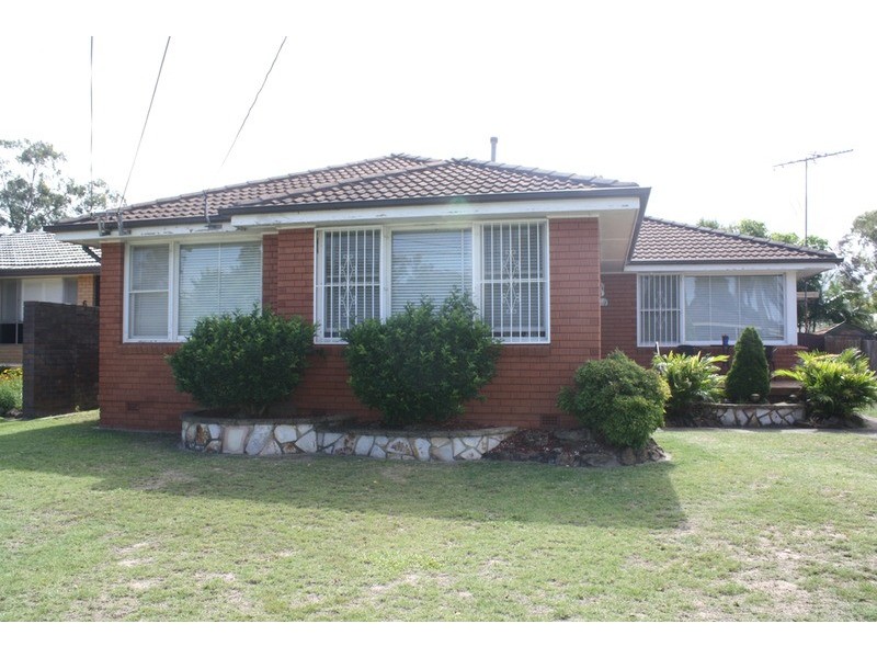 4 Towner Avenue, Milperra NSW 2214