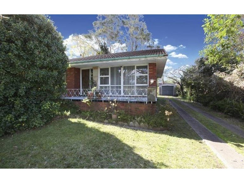 913 Henry Lawson  Drive, Picnic Point NSW 2213