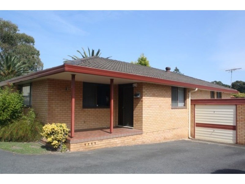 2/58 Forrest  Road, East Hills NSW 2213