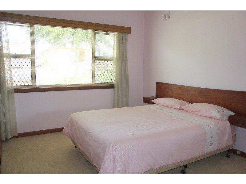80 Chamberlain Road, Padstow NSW 2211