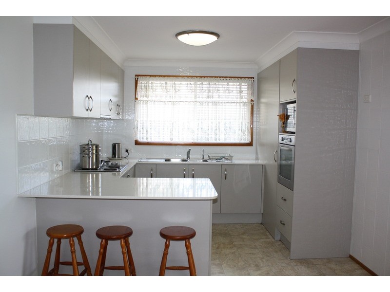 12 Thomas Street, Picnic Point NSW 2213