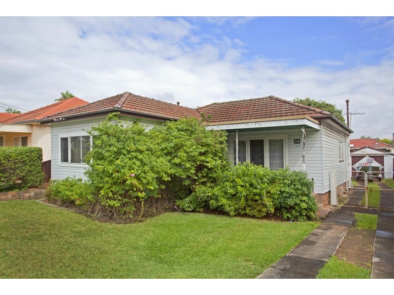 24 Banks Street, Padstow NSW 2211