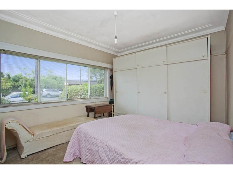 24 Banks Street, Padstow NSW 2211