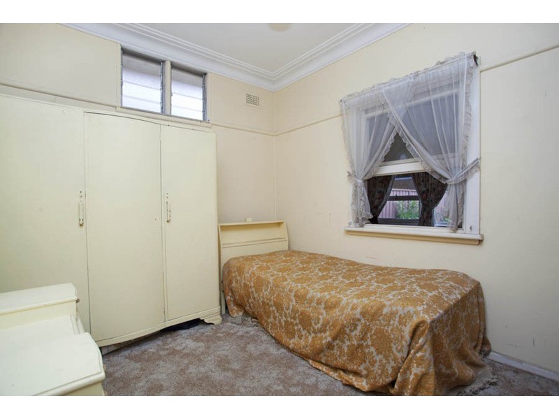 24 Banks Street, Padstow NSW 2211