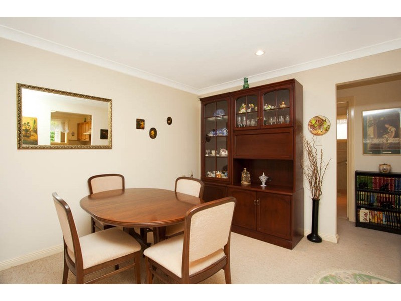 2/2 Broe Avenue, East Hills NSW 2213