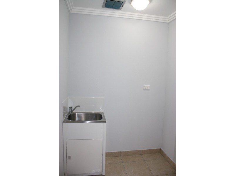 7/1 Ikara Crescent, Moorebank NSW 2170