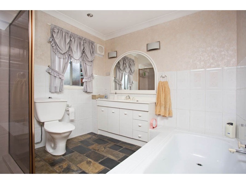 23 Ingram Avenue, Milperra NSW 2214