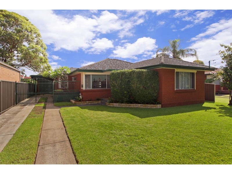17 Ingram Avenue, Milperra NSW 2214