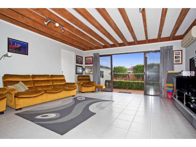 17 Ingram Avenue, Milperra NSW 2214