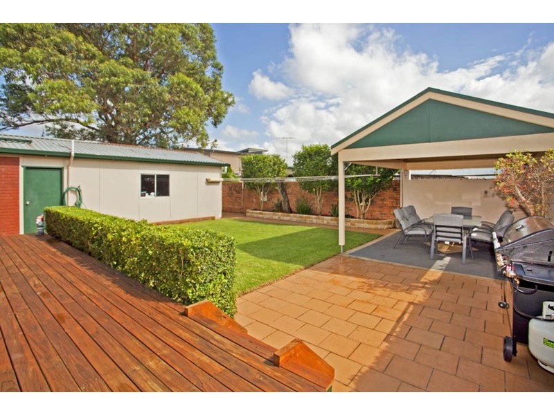 17 Ingram Avenue, Milperra NSW 2214