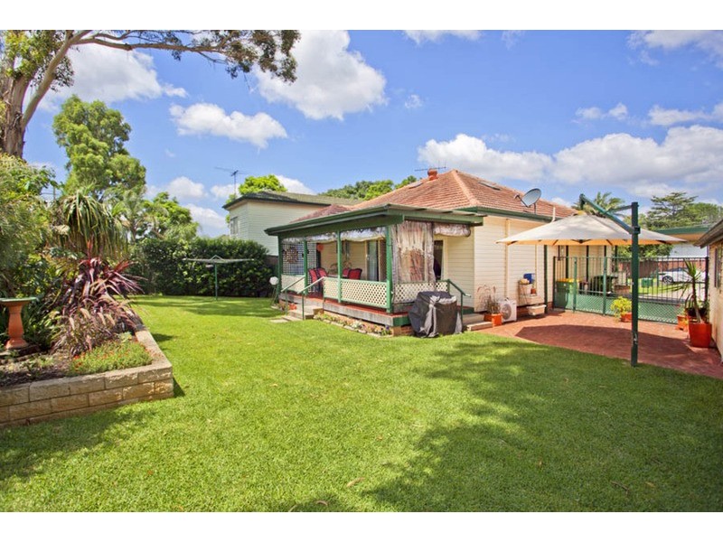 48 Hendy  Avenue, Panania NSW 2213