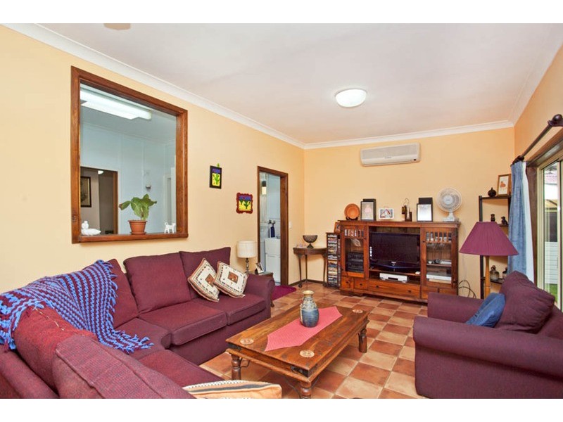 48 Hendy  Avenue, Panania NSW 2213