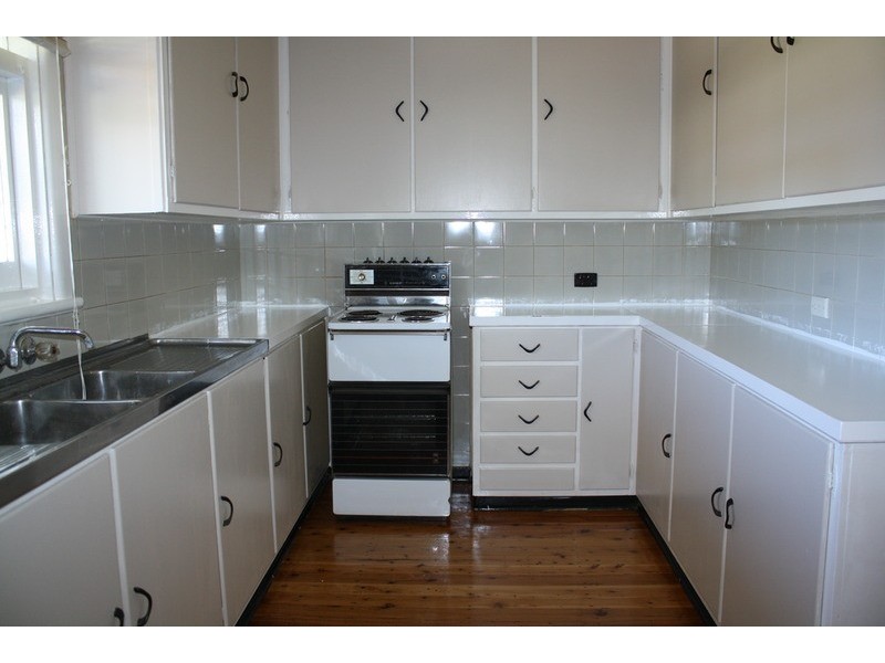 18 Lorraine  Avenue, Padstow Heights NSW 2211