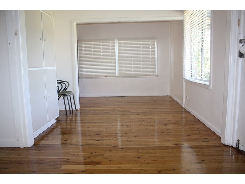 18 Lorraine  Avenue, Padstow Heights NSW 2211