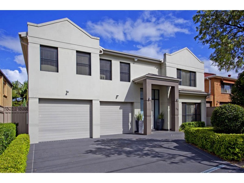 200 Lambeth Street, Picnic Point NSW 2213