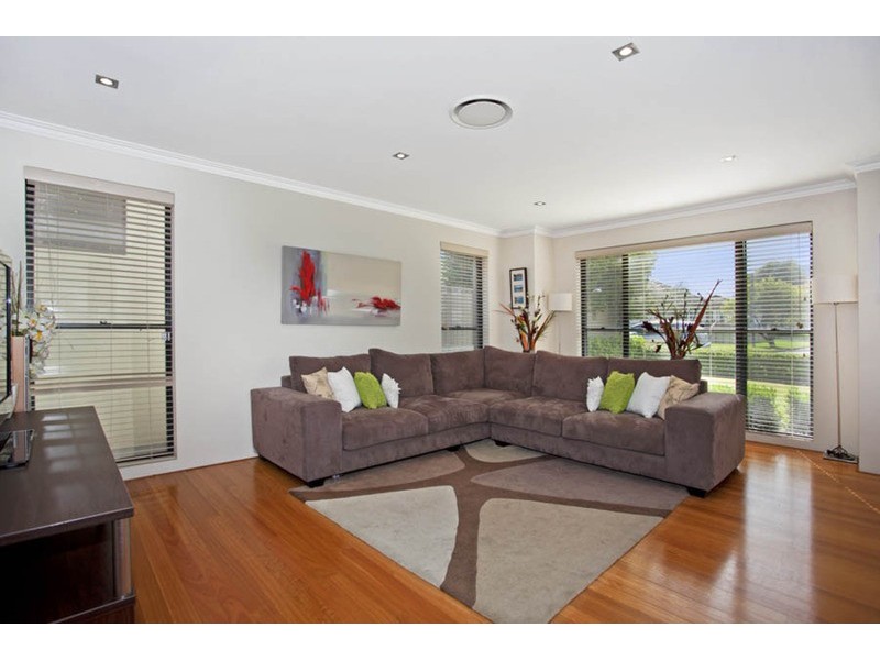 200 Lambeth Street, Picnic Point NSW 2213