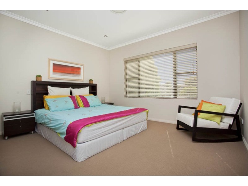 200 Lambeth Street, Picnic Point NSW 2213