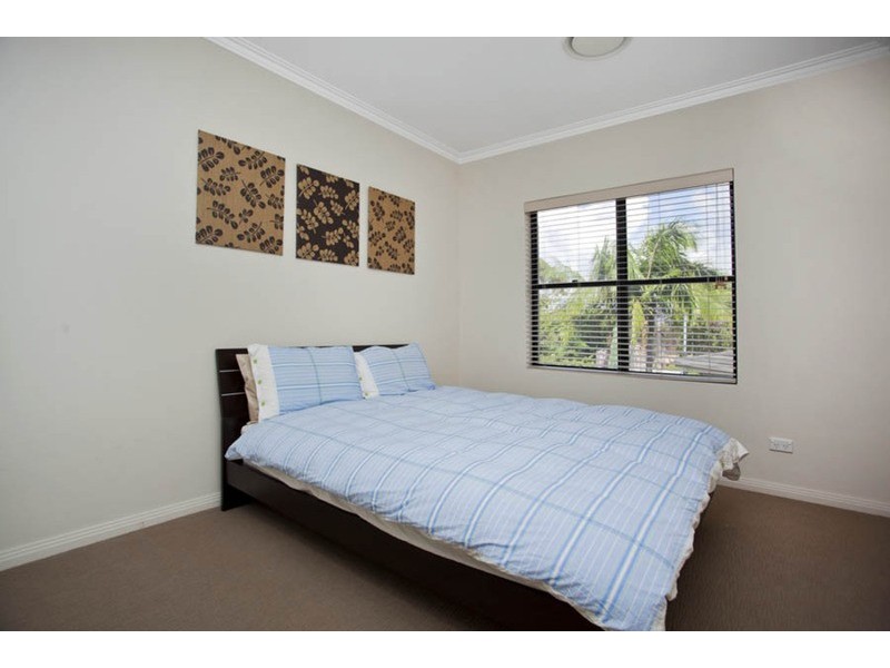 200 Lambeth Street, Picnic Point NSW 2213