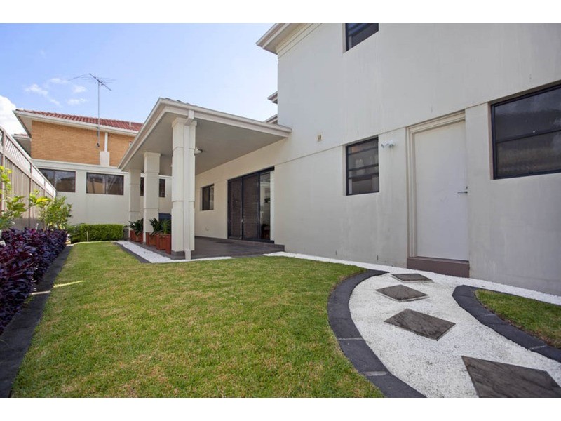 200 Lambeth Street, Picnic Point NSW 2213