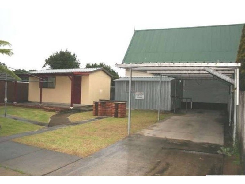 15 Cammarlie  Avenue, Panania NSW 2213