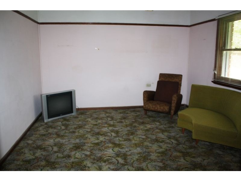 143 Faraday Road, Padstow NSW 2211