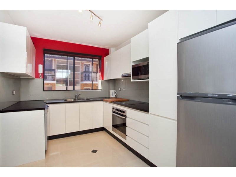 14/11 St Albans Road, Kingsgrove NSW 2208