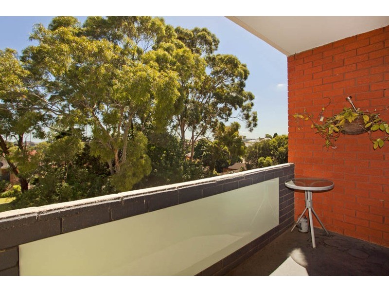 14/11 St Albans Road, Kingsgrove NSW 2208