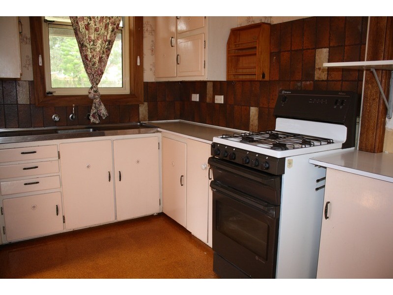 31 Benfield Parade, Panania NSW 2213