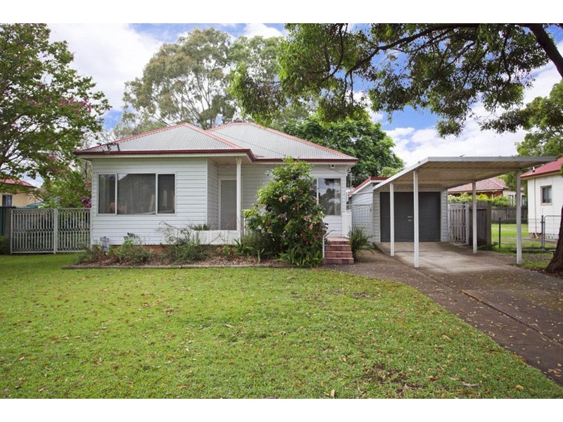 3 McKevitte Street, East Hills NSW 2213